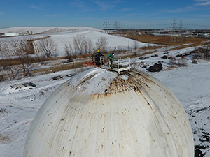 February 2021 - Removing ladder and platform from Gas Holder